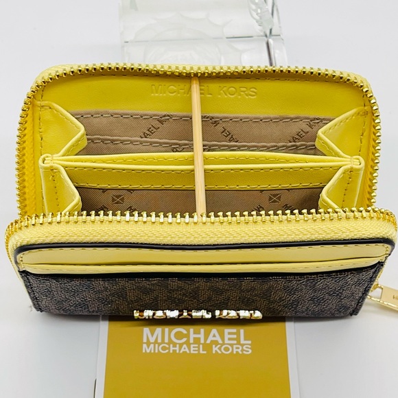 Michael Kors Medium ZA Card Case Wallet - Picture 3 of 5